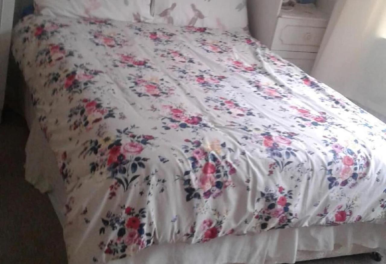 The Yellow Rose B&B Belderg Luaran gambar