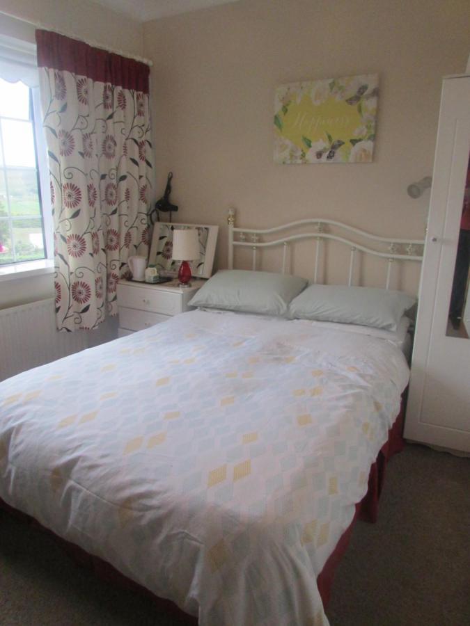 The Yellow Rose B&B Belderg Luaran gambar